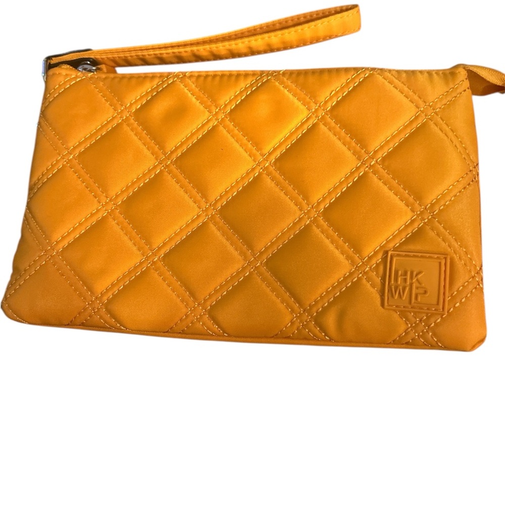 HKWIP TRIPLE ENTRY ORANGE WRISTLET